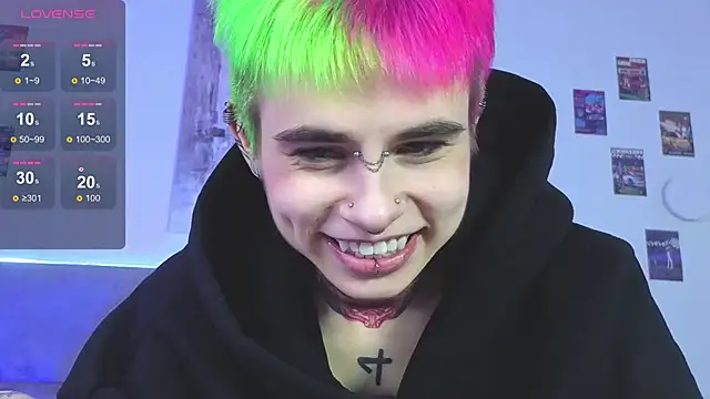 Alex Vallley online show from October 10, 8:45 pm