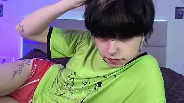 Alex Vallley online show from March 28, 11:05 pm