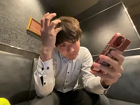 waka3232 online show from April 3, 11:07 am