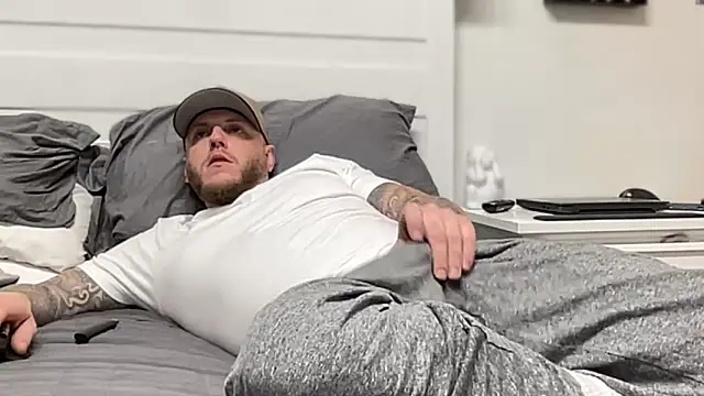 Thegreatwhitepipe online show from November 22, 11:21 am