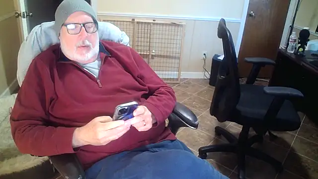 superbearboss online show from December 2, 3:26 pm