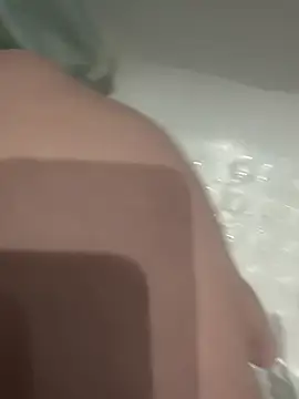 chrisssssss24 online show from March 7, 6:22 pm