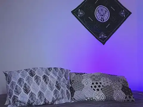 samevansx  online show from October 16, 2:25 pm