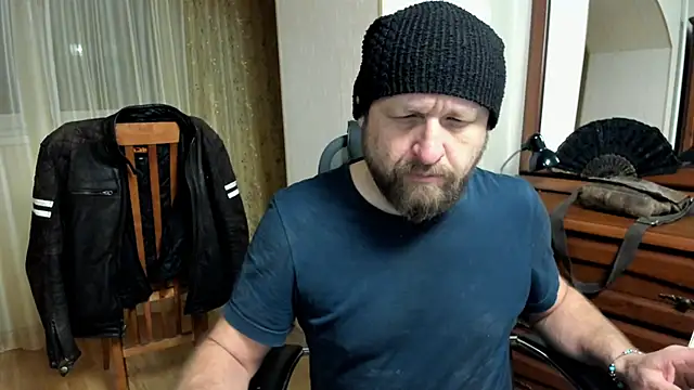 Grandor M online show from March 6, 6:16 pm