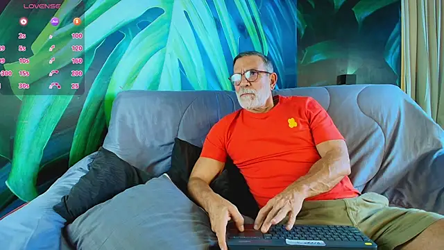 LukeCrews online show from September 15, 7:04 pm