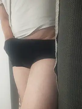 gui67675 online show from October 15, 8:27 pm