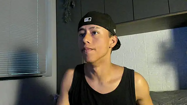 labrinthteasing online show from March 22, 3:17 pm