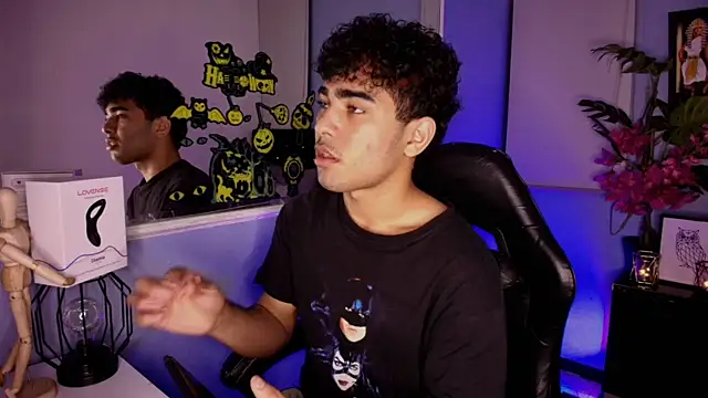 LucasCarterr  online show from October 17, 12:47 am