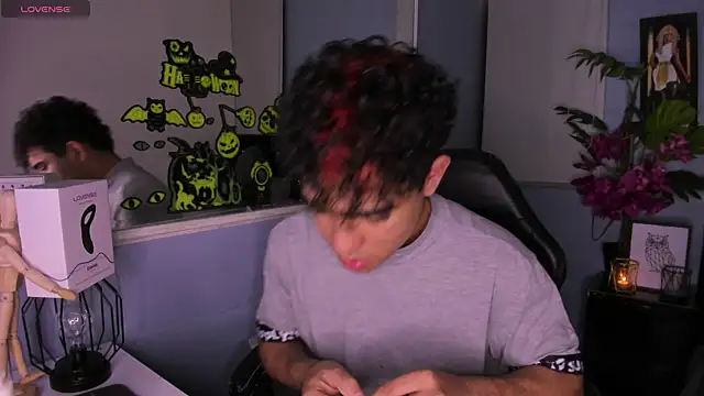 LucasCarterr  online show from October 19, 4:06 am