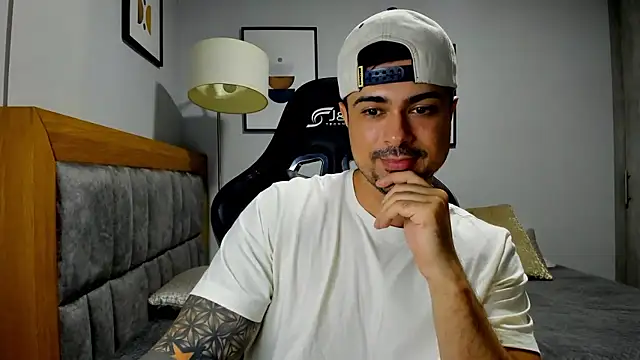 Dante Storm online show from January 13, 3:55 am