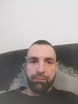 Snapshot of MaksDzubaV chatting on September 23, 11:42 am MaksDzubaV online show from September 23, 11:42 am
