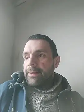 Snapshot of MaksDzubaV chatting on March 15, 1:18 pm MaksDzubaV online show from March 15, 1:18 pm