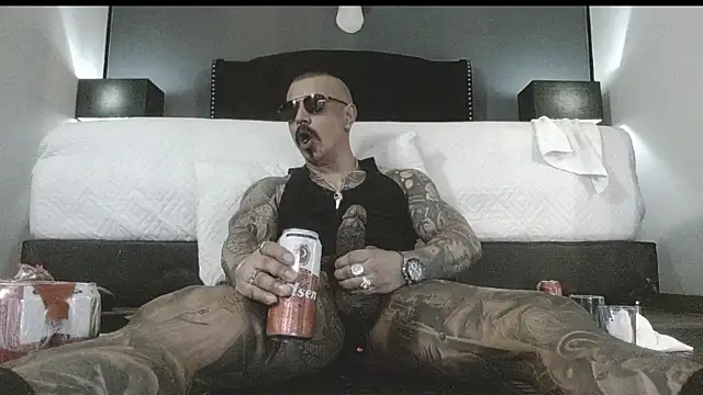 danilog515 online show from October 13, 3:23 am