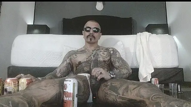 danilog515 online show from October 29, 3:20 am