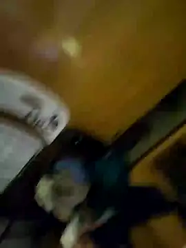 000upskirt000 online show from November 13, 9:47 am