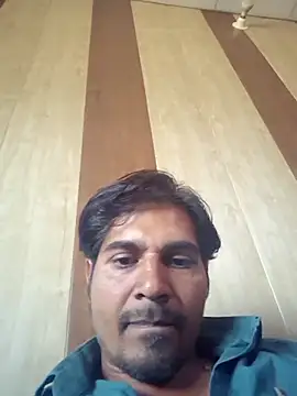 johnny8731 online show from November 6, 8:28 am