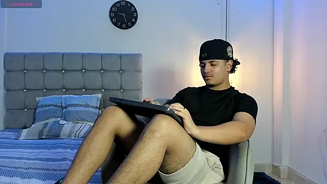 samxx muscle online show from October 9, 2:00 pm