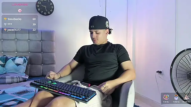 Snapshot of samxx_muscle chatting on September 14, 2:41 pm samxx muscle online show from September 14, 2:41 pm
