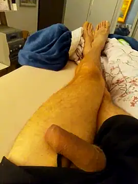 Deddyitalia3p online show from November 30, 9:39 pm