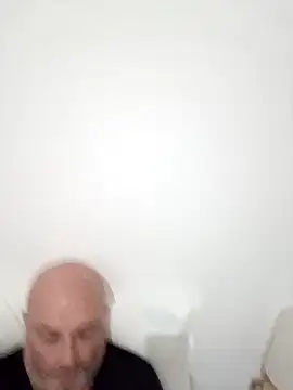 Alexis Bull online show from October 9, 9:14 am