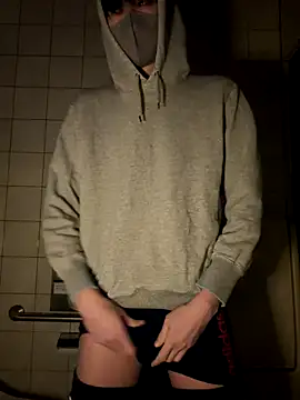 vector9mm online show from November 23, 5:46 pm