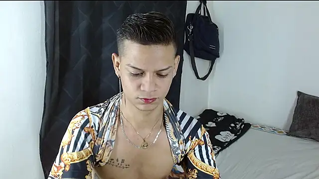 axce1 boy24 online show from October 8, 11:58 am