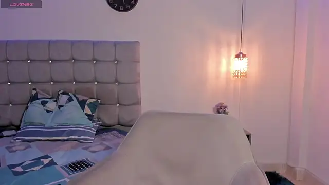 Santy Stump online show from November 2, 9:52 pm