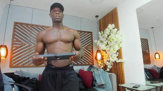 MarcusBlack  online show from October 18, 3:06 pm