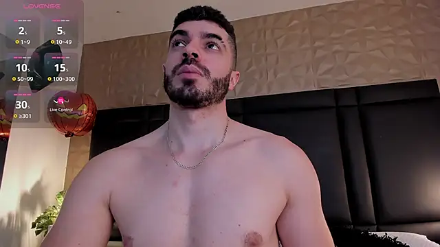 AxelThompson  online show from October 30, 2:18 pm