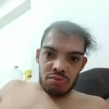 GuilhermeYuree online show from April 16, 5:07 am