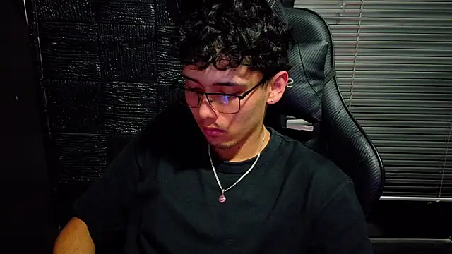 jacobs shelby online show from March 3, 11:33 pm