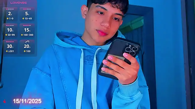 Sebax Young online show from November 15, 9:06 pm