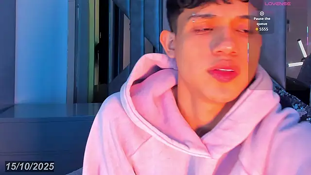 Sebax Young online show from October 15, 3:25 am