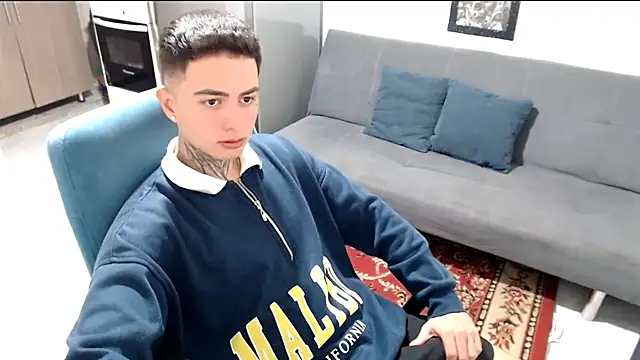 santii ss online show from January 13, 1:48 pm