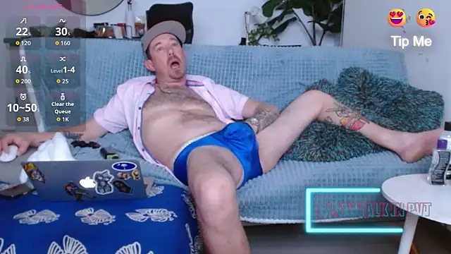 Snapshot of alloallo420 chatting on September 19, 6:14 am alloallo420 online show from September 19, 6:14 am