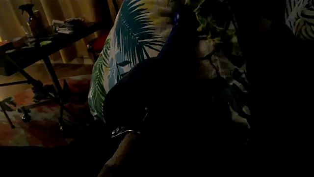 Snapshot of drieghe chatting on October 4, 10:36 pm drieghe online show from October 4, 10:36 pm