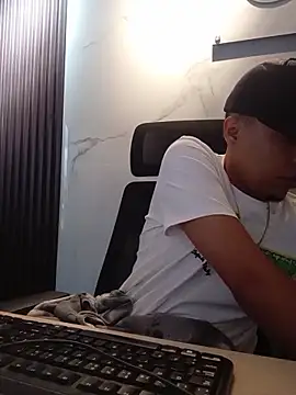 asmodeo 33 online show from October 18, 8:58 pm