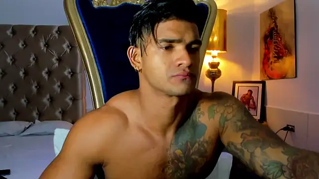 antonio  444 online show from December 3, 12:16 am