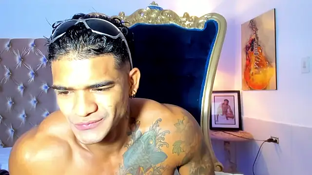 antonio  444 online show from February 4, 10:32 am