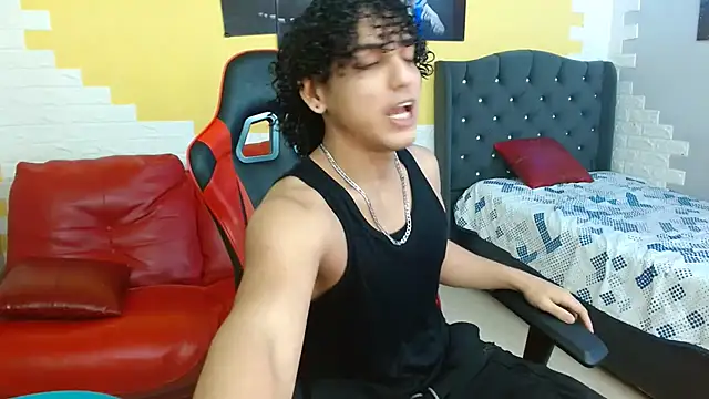 Snapshot of Xfire_boy69 chatting on September 17, 4:19 pm Xfire boy69 online show from September 17, 4:19 pm