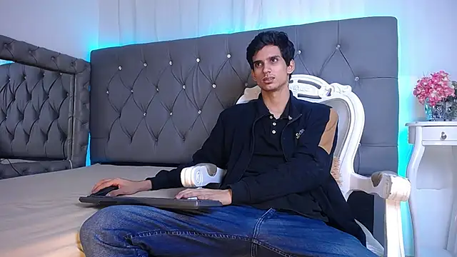 Sebalexis7 online show from October 15, 3:03 am