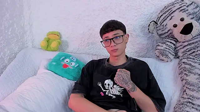 thiago kinghot online show from September 29, 6:01 am
