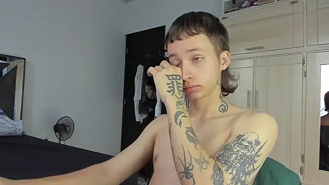 spacehumanz online show from January 8, 2:00 pm