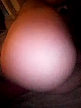 Snapshot of rems28 chatting on September 25, 4:39 pm rems28 online show from September 25, 4:39 pm