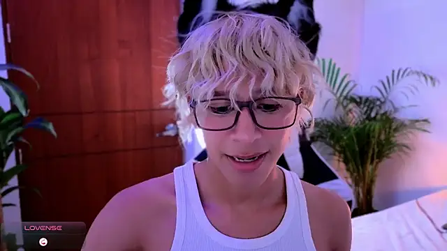 taichi bluy online show from October 8, 9:52 pm