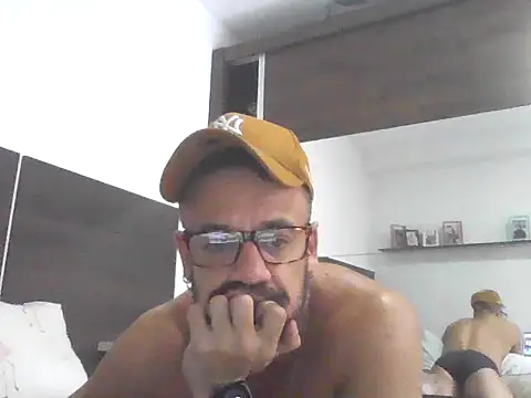GustavoTolledo30 online show from October 7, 1:15 pm