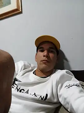 Alejandro260785 online show from June 26, 8:55 pm