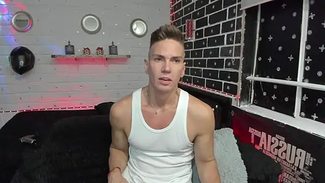 AdanXanders online show from February 3, 5:05 am