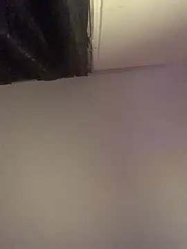 malek xarx  online show from February 25, 1:50 am