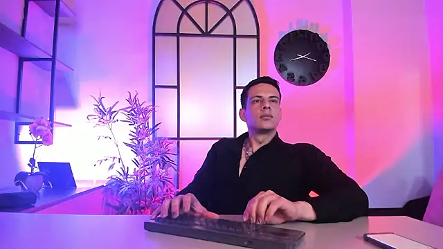 Dustin Sonne online show from February 9, 3:55 am